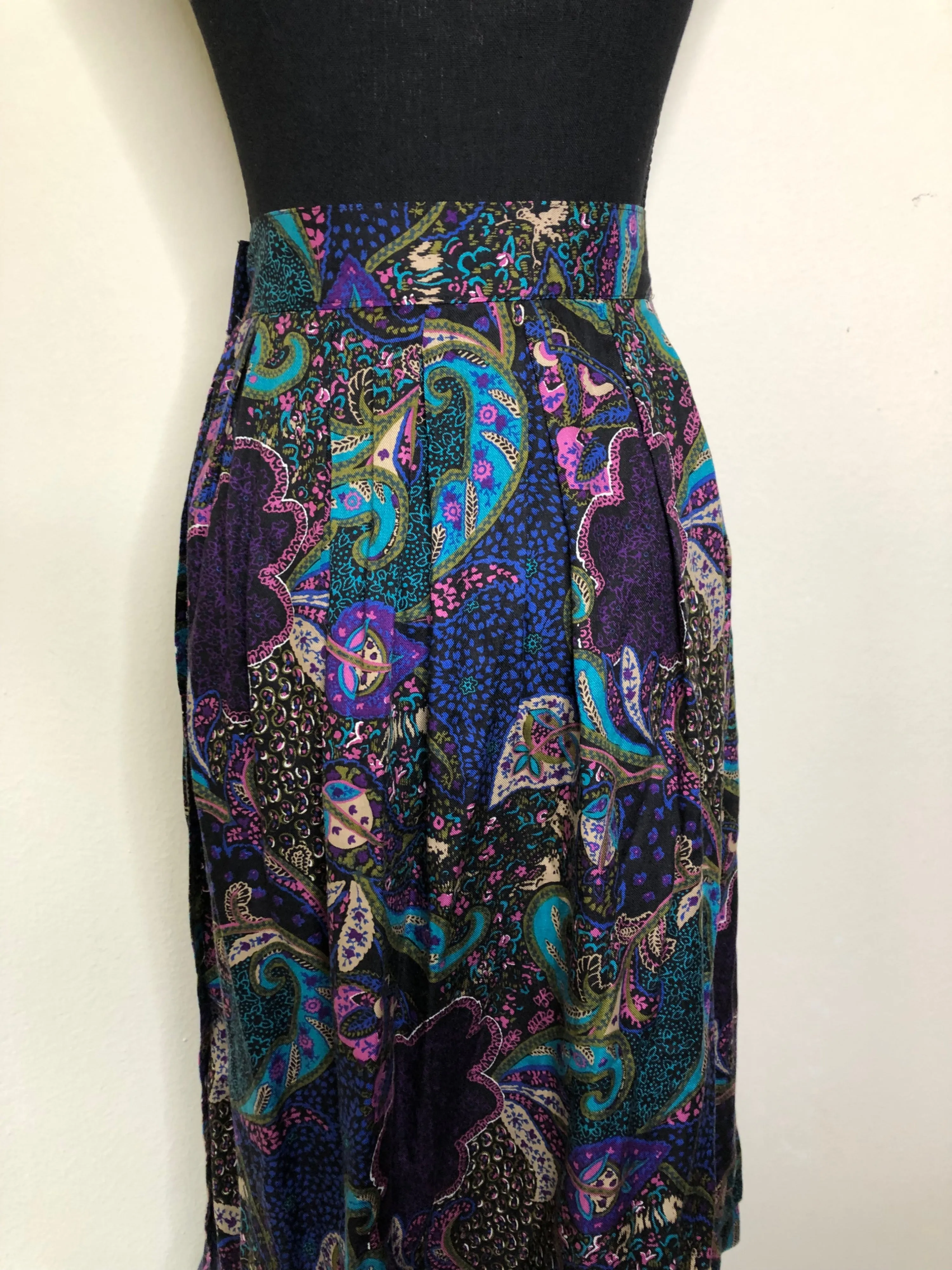 '80s Boho Paisley Print Midi Skirt by Lee David Collection