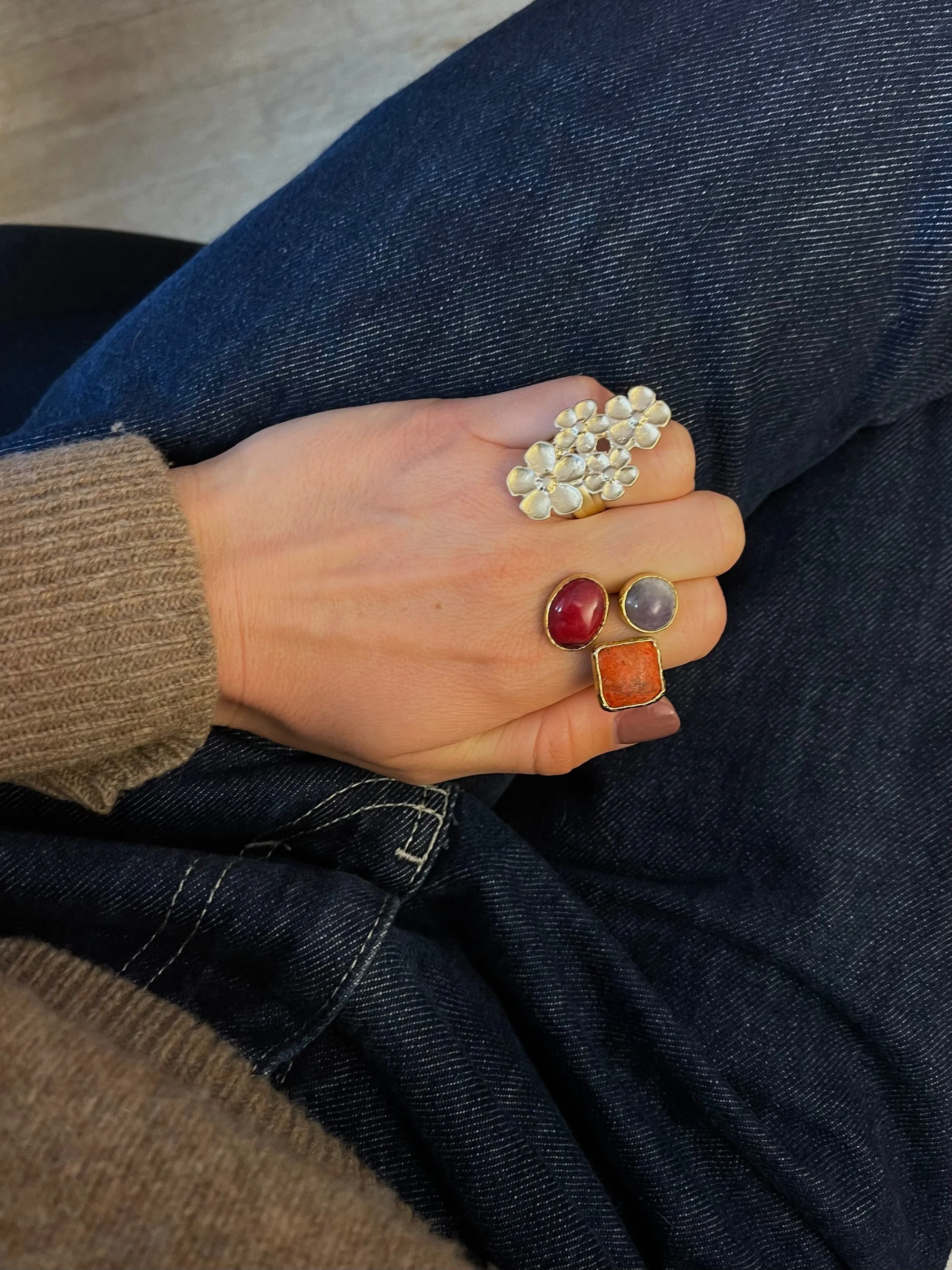 Avant-garde Red Ring