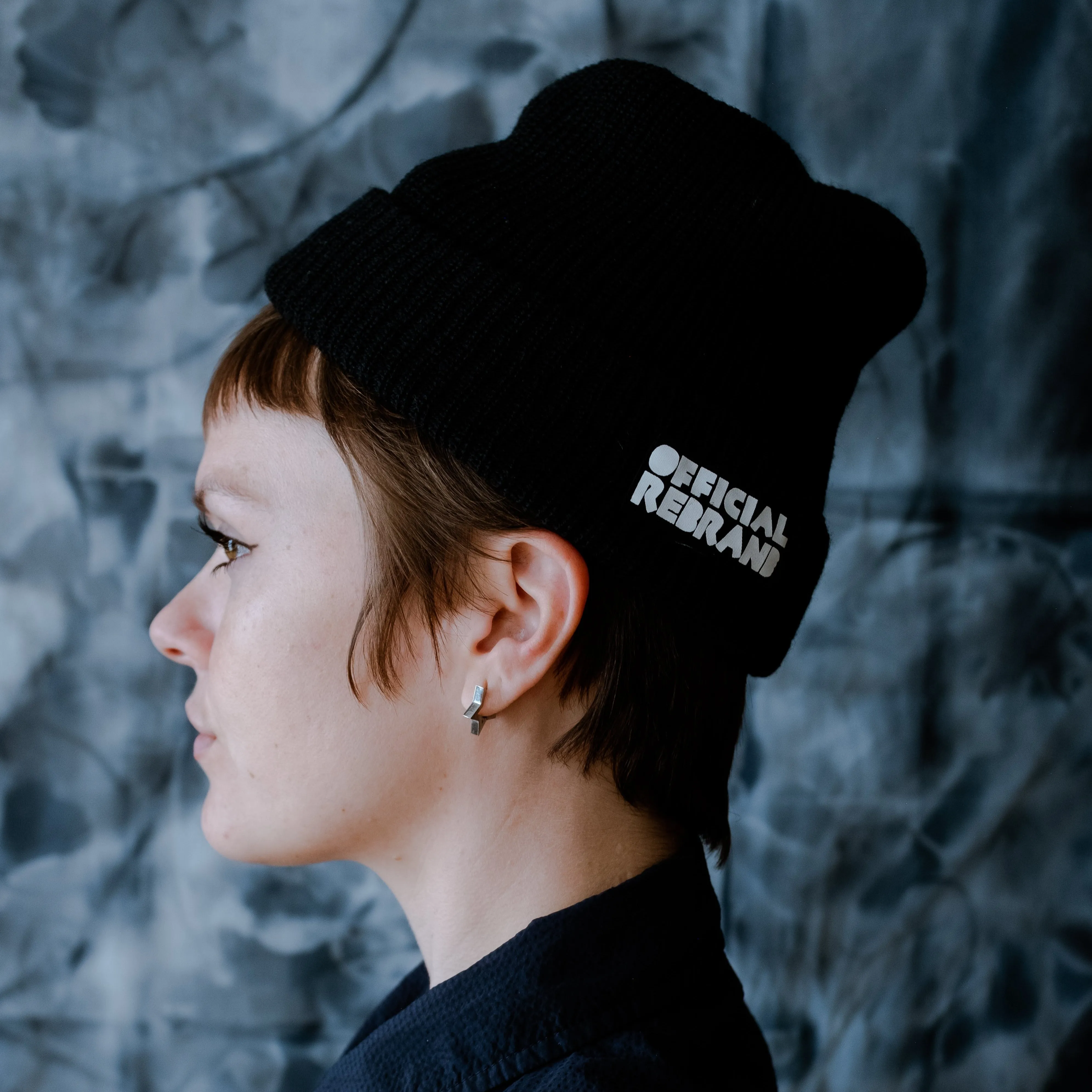 IT GIRL - IT BOY - IT THEY merino embroidered beanie
