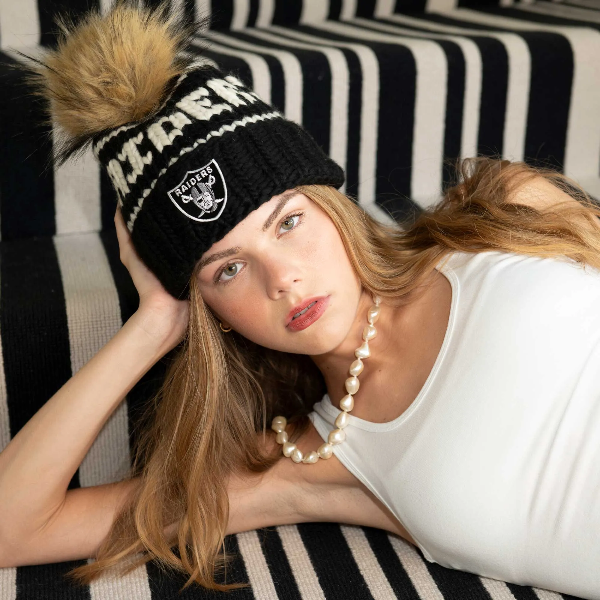 LAS VEGAS RAIDERS LELE SADOUGHI X NFL BLACK BEANIE FAUX FUR POM