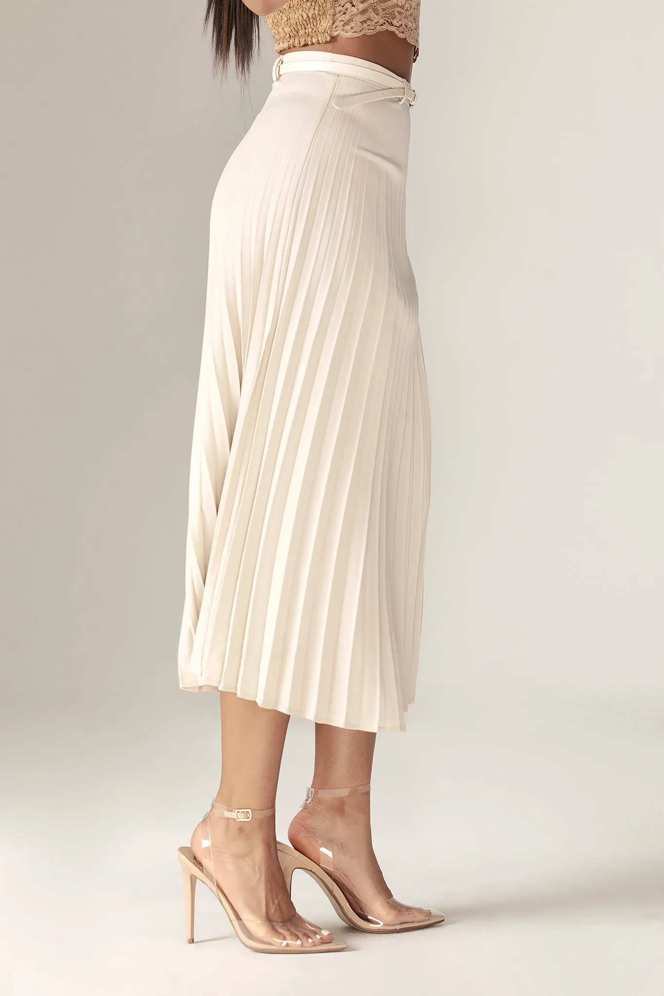 Mei pleated Midi Belted Skirt (Pale Cream)