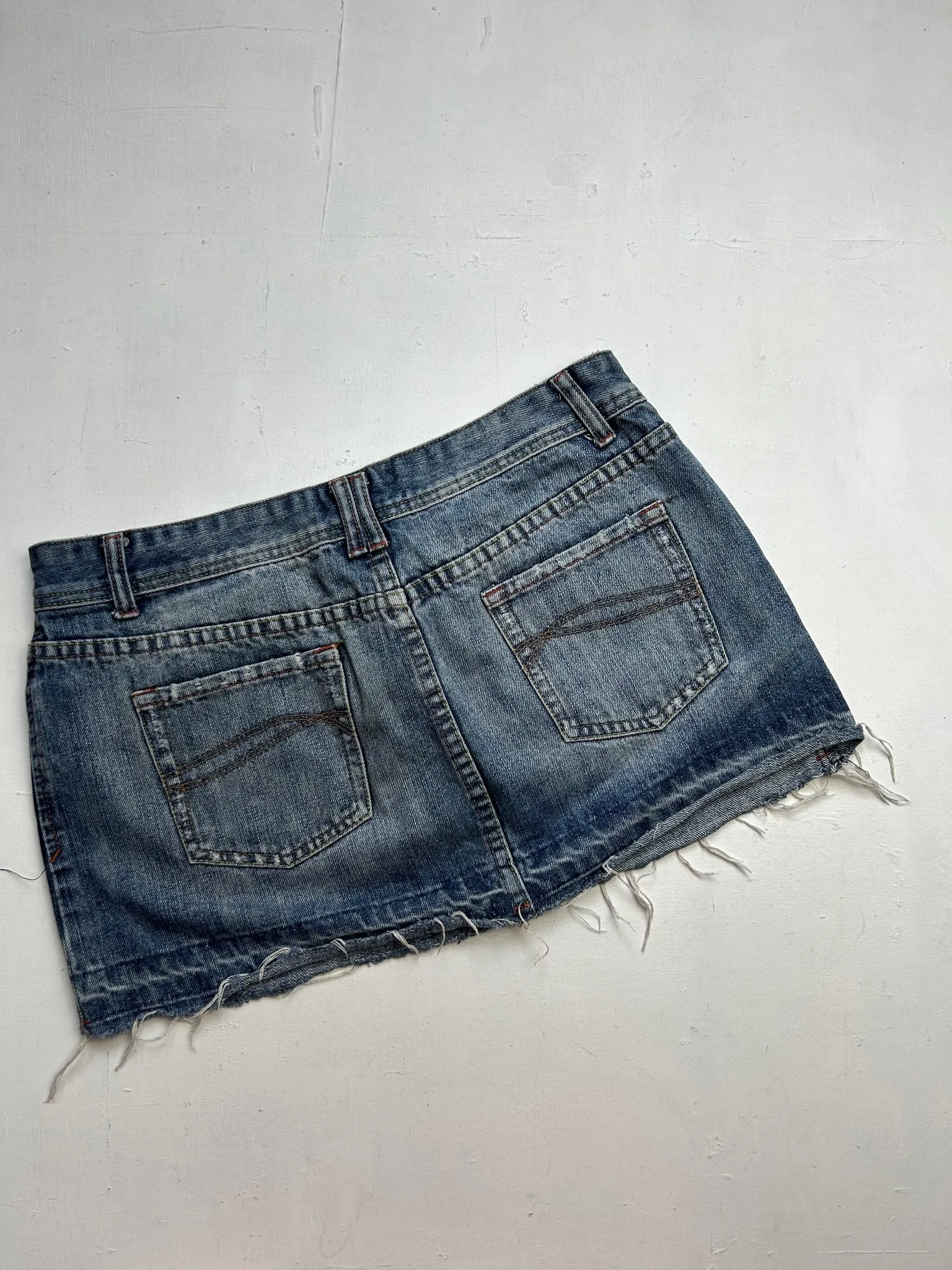 Navy blue low rise y2k 90s vintage mini skirt (M)